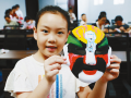 绘脸谱 传文化 亲子共绘传承传统艺术
