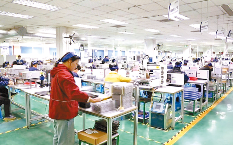 沖刺四季度 全力忙生產