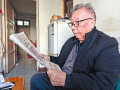 95岁郑祥甫的晚年生活 读《天中晚报》已经成为一种习惯