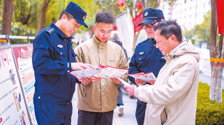 弘揚(yáng)憲法精神 增強(qiáng)法治觀念