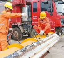 检修设备 迎战冰雪天气