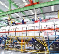 訂單旺 生產(chǎn)忙