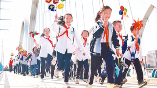 不负好春光 健步向未来